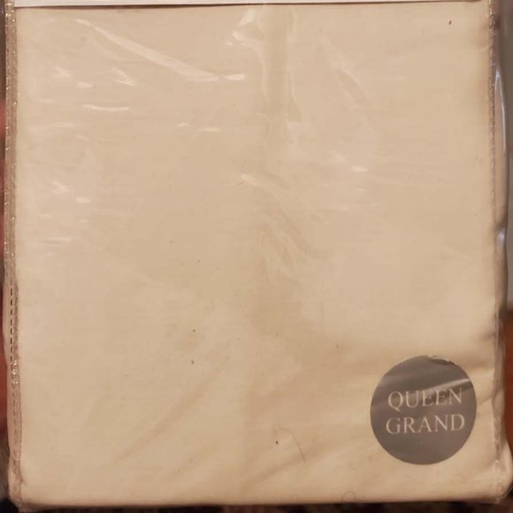 Flat Sheet - Picture 2 of 2